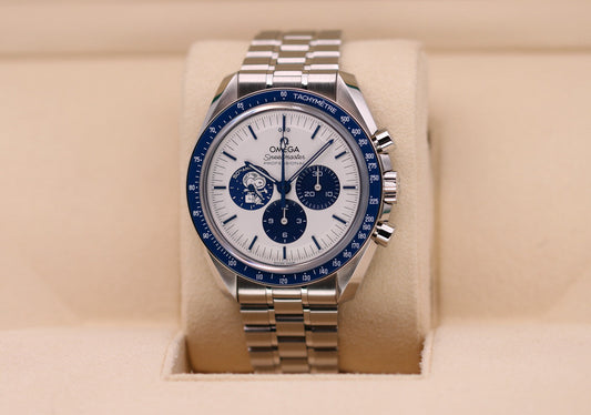 Omega Speedmaster Professional Snoopy 310.32.42.50.02.001