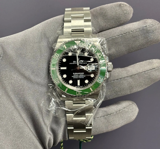 Rolex Submariner Date